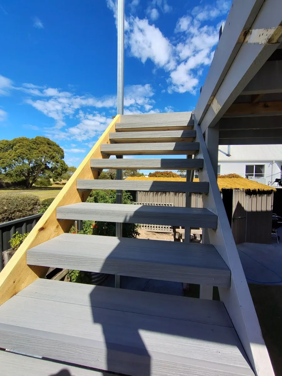 Deck build with steps and balustrade