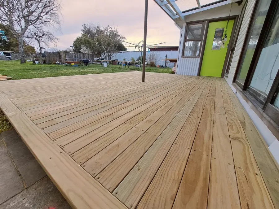 A finished timber deck built by Mint Exterior